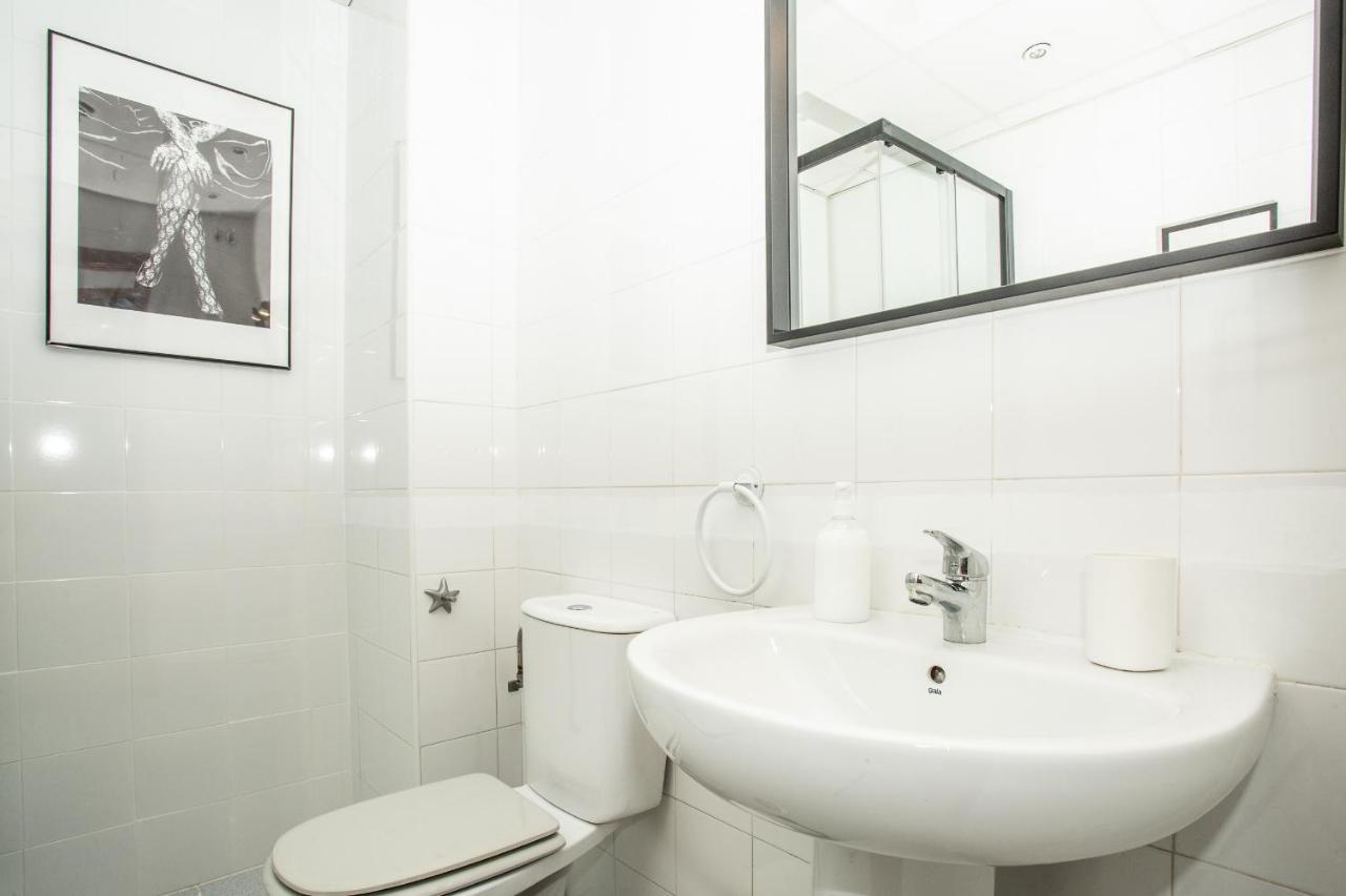 Wish Suite Torres De Sevilla Exterior foto